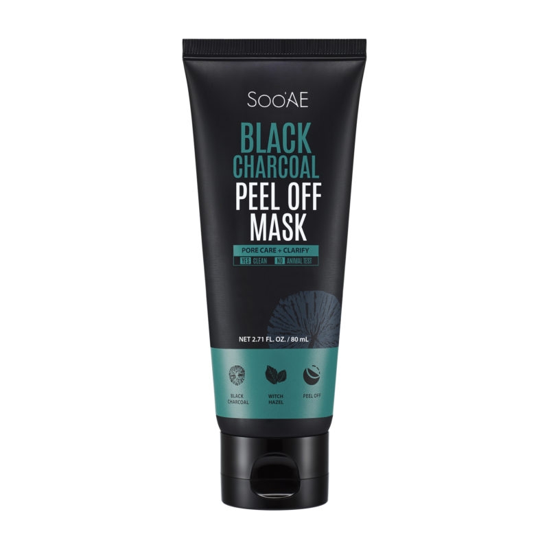 Soo´AE Black Charcoal Peel Off Mask rensende maske som løftes av huden når den har stivnet. Masken virker beroligende, balanserende og er rik på antioksidanter fra lakrisrot, aloe vera, Centella asiatica, trollhassel og tea tree. 